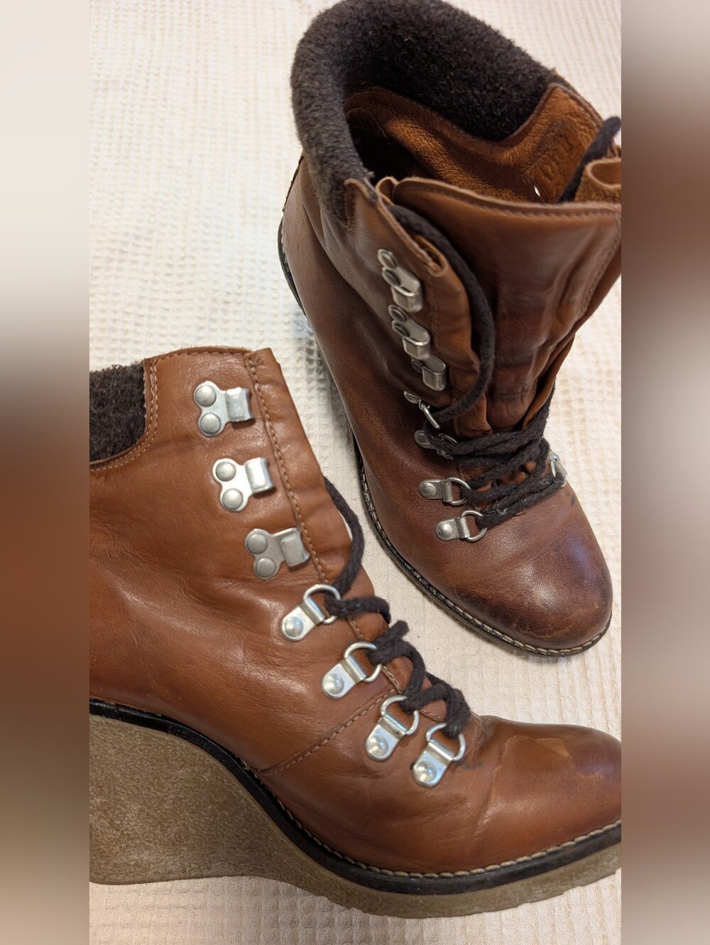Brown Leather Lace-Up Women’s Ankle Boot